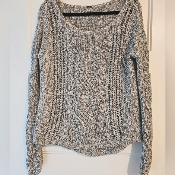 Free People Knit Women's Sweater sz large - Picture 1 of 7